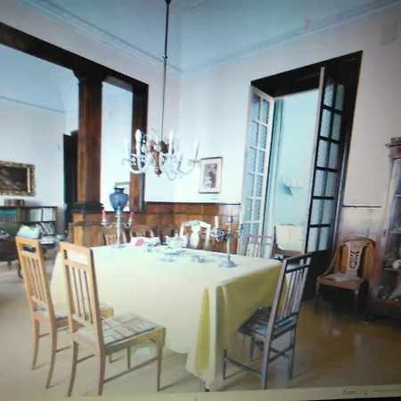 Alojamento de Acomodação e Pequeno-almoço Rosella Bianchi Palermo